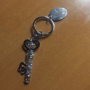 Infiniti hearts key chain